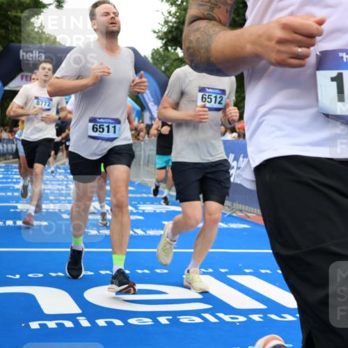 29.06.2025 - hella hamburg halbmarathon Strokosch-Dieckow http://msf.ph/oto/8497807 29.06.2025 10:54:22 Ziel 1267, 1442, 3103, 3426, 3794, 3861, 4635, 4868, 6511, 6512, 7129, 7274, 8223, 8772, 11009, 11430, 11797, 11799, 12321, 12362, 13289, 13803, 15146, 15946, 16327, 16527, 16574, 16750, 16879, 17087, 17698, 18268, 19067 meine-sportfotos.de