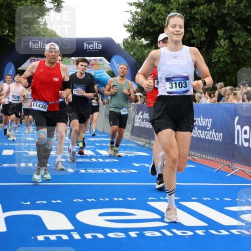 29.06.2025 - hella hamburg halbmarathon Strokosch-Dieckow http://msf.ph/oto/8497920 29.06.2025 10:54:17 Ziel 1267, 1442, 3103, 3177, 3426, 3861, 3898, 4635, 6082, 6084, 6443, 6511, 6512, 7274, 8223, 8772, 11430, 12213, 12362, 13033, 13289, 13803, 15169, 15524, 15946, 16327, 16527, 16574, 16750, 16780, 16879, 17087, 17698, 18268 meine-sportfotos.de