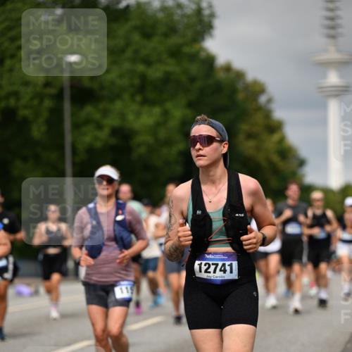 29.06.2025 - hella hamburg halbmarathon Dr. Thomas Lammeyer http://msf.ph/oto/8498001 29.06.2025 10:23:38 Kennedybrücke 1159, 1160, 1325, 1332, 1708, 1755, 2017, 2405, 2589, 2703, 2795, 2812, 2895, 2918, 2993, 2995, 3105, 3118, 3446, 4108, 4110, 4170, 4722, 5080, 5178, 5397, 5429, 5449, 6249, 6270, 6542, 6736, 6939, 7143, 7248, 7249, 7836, 8427, 8537, 8761, 8778, 9252, 9270, 9272, 9856, 10124, 10129, 10540, 10594, 10966, 11247 meine-sportfotos.de