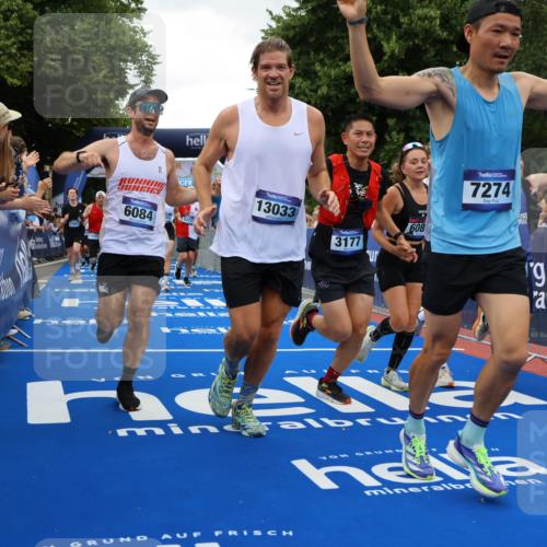 29.06.2025 - hella hamburg halbmarathon Strokosch-Dieckow http://msf.ph/oto/8498078 29.06.2025 10:54:14 Ziel 1267, 3103, 3177, 3861, 3898, 5638, 6082, 6084, 6294, 6443, 6512, 7274, 8223, 8390, 9791, 11430, 12213, 13033, 13289, 13397, 13794, 13803, 15169, 15524, 15946, 16527, 16574, 16750, 16780, 16879, 17087, 17698, 18268 meine-sportfotos.de