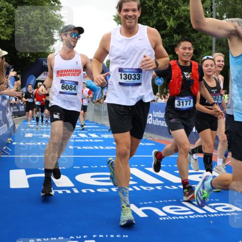29.06.2025 - hella hamburg halbmarathon Strokosch-Dieckow http://msf.ph/oto/8498115 29.06.2025 10:54:15 Ziel 1267, 1442, 3103, 3177, 3861, 3898, 5638, 6082, 6084, 6443, 6511, 6512, 7274, 8223, 8390, 8772, 9791, 11430, 12213, 13033, 13289, 13794, 13803, 15169, 15524, 15946, 16527, 16574, 16750, 16780, 16879, 17087, 17698, 18268 meine-sportfotos.de