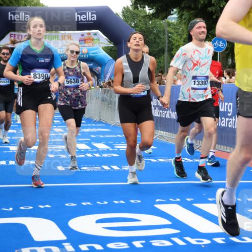 29.06.2025 - hella hamburg halbmarathon Strokosch-Dieckow http://msf.ph/oto/8498327 29.06.2025 10:54:08 Ziel 1410, 3103, 3177, 3208, 3209, 3861, 3898, 5638, 6082, 6084, 6294, 6443, 6581, 7274, 8390, 9032, 9791, 11499, 12213, 12379, 13033, 13397, 13794, 15169, 15524, 16527, 16780, 16871, 17348 meine-sportfotos.de