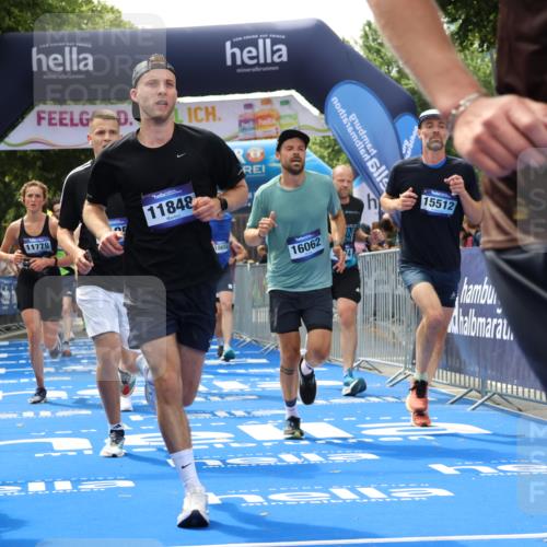 29.06.2025 - hella hamburg halbmarathon Strokosch-Dieckow http://msf.ph/oto/8498481 29.06.2025 10:43:46 Ziel 1976, 3437, 3697, 3907, 4318, 5624, 5692, 6903, 6991, 7185, 8145, 9043, 9114, 9159, 9374, 10493, 11153, 11778, 11809, 11848, 12966, 13421, 13897, 14201, 14210, 14861, 15328, 15512, 15932, 16062, 16105, 17376, 18650, 18678, 19090 meine-sportfotos.de