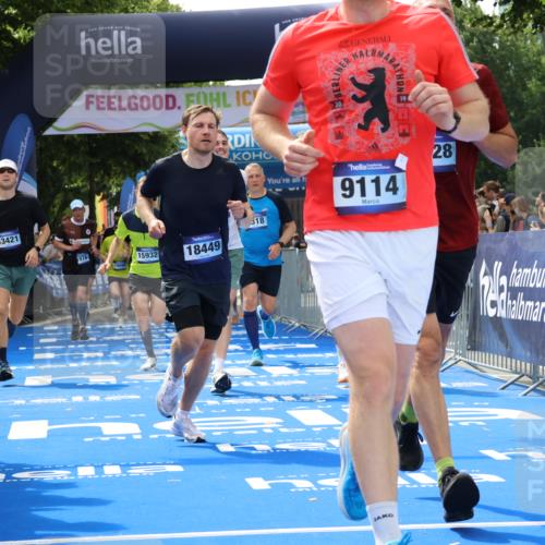 29.06.2025 - hella hamburg halbmarathon Strokosch-Dieckow http://msf.ph/oto/8498530 29.06.2025 10:43:39 Ziel 1976, 3116, 4318, 6903, 6991, 9114, 9159, 11153, 11848, 13421, 13996, 14201, 14210, 14484, 14690, 15328, 15512, 15932, 16062, 16105, 17912, 18449, 18775, 19090, 19229 meine-sportfotos.de