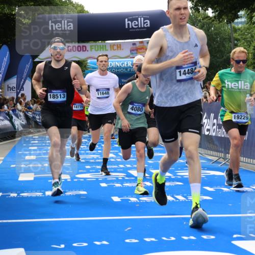 29.06.2025 - hella hamburg halbmarathon Strokosch-Dieckow http://msf.ph/oto/8498741 29.06.2025 10:43:32 Ziel 3116, 3928, 4080, 4318, 5124, 5436, 5506, 7635, 8664, 9114, 9931, 10246, 11648, 12623, 13421, 13996, 14484, 14690, 15328, 15932, 16338, 17912, 18449, 18513, 18775, 18810, 18942, 19229 meine-sportfotos.de