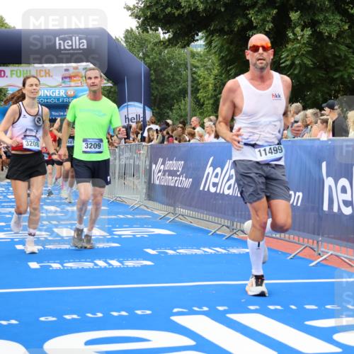 29.06.2025 - hella hamburg halbmarathon Strokosch-Dieckow http://msf.ph/oto/8498849 29.06.2025 10:54:04 Ziel 1151, 1410, 1815, 2432, 3096, 3208, 3209, 3898, 5638, 6294, 6356, 6374, 6443, 6581, 8390, 8394, 9032, 9791, 11499, 11789, 12213, 12379, 13397, 13794, 13869, 15524, 16780, 16871, 17348, 18308 meine-sportfotos.de