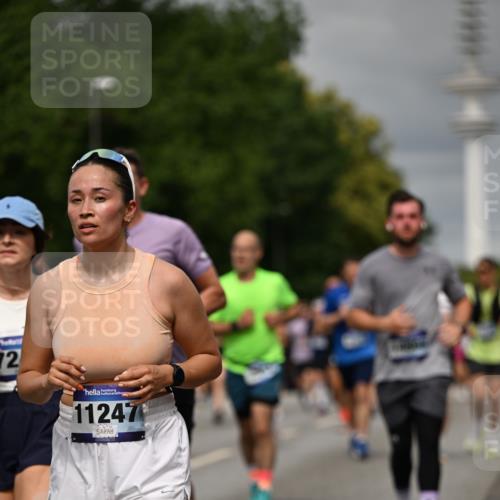 29.06.2025 - hella hamburg halbmarathon Dr. Thomas Lammeyer http://msf.ph/oto/8498995 29.06.2025 10:23:55 Kennedybrücke 1145, 2405, 2795, 2918, 2993, 2995, 3446, 3631, 4170, 4562, 4570, 4979, 5035, 5123, 5178, 5251, 5397, 5429, 5556, 5834, 5878, 6444, 6796, 6797, 6872, 6874, 6939, 7137, 7248, 7249, 7647, 7836, 7917, 8427, 8537, 8778, 10349, 10540, 10594, 10966, 11036, 11247 meine-sportfotos.de