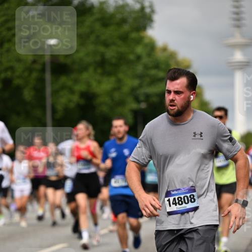 29.06.2025 - hella hamburg halbmarathon Dr. Thomas Lammeyer http://msf.ph/oto/8499098 29.06.2025 10:23:58 Kennedybrücke 1145, 2405, 2795, 2918, 2993, 2995, 3446, 3631, 3678, 4170, 4539, 4562, 4570, 4614, 4979, 5035, 5123, 5178, 5251, 5397, 5429, 5556, 5834, 5849, 5878, 6444, 6796, 6797, 6872, 6874, 6939, 7137, 7248, 7249, 7647, 7836, 7917, 8427, 8537, 8778, 10349, 10594, 10622, 10966, 11028, 11036, 11247 meine-sportfotos.de