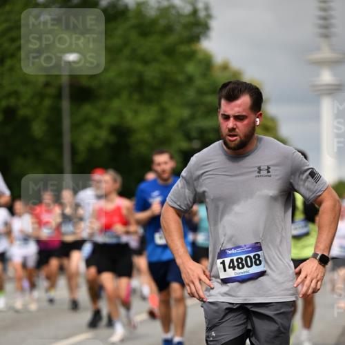 29.06.2025 - hella hamburg halbmarathon Dr. Thomas Lammeyer http://msf.ph/oto/8499102 29.06.2025 10:23:58 Kennedybrücke 1145, 2405, 2795, 2918, 2993, 2995, 3446, 3631, 3678, 4170, 4539, 4562, 4570, 4614, 4979, 5035, 5123, 5178, 5251, 5397, 5429, 5556, 5834, 5849, 5878, 6444, 6796, 6797, 6872, 6874, 6939, 7137, 7248, 7249, 7647, 7836, 7917, 8427, 8537, 8778, 10349, 10594, 10622, 10966, 11028, 11036, 11247 meine-sportfotos.de
