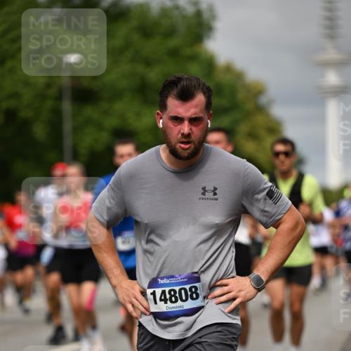 29.06.2025 - hella hamburg halbmarathon Dr. Thomas Lammeyer http://msf.ph/oto/8499130 29.06.2025 10:23:59 Kennedybrücke 1145, 2405, 2795, 2918, 2993, 2995, 3446, 3631, 3678, 4170, 4539, 4562, 4570, 4614, 4979, 5035, 5123, 5178, 5251, 5397, 5429, 5556, 5834, 5849, 5878, 6444, 6796, 6797, 6872, 6874, 6939, 7137, 7248, 7249, 7647, 7836, 7917, 8427, 8537, 8778, 10349, 10594, 10622, 10966, 11028, 11036, 11247 meine-sportfotos.de
