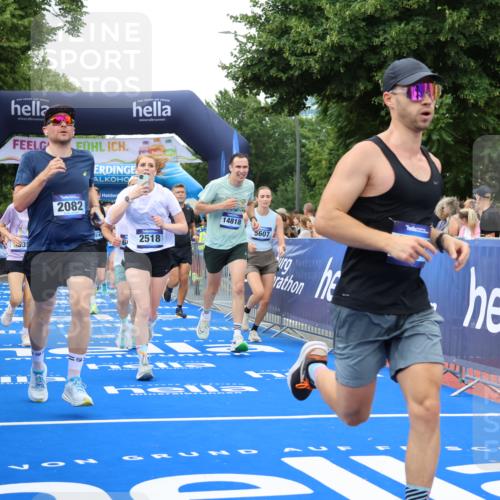 29.06.2025 - hella hamburg halbmarathon Strokosch-Dieckow http://msf.ph/oto/8499491 29.06.2025 10:53:43 Ziel 1422, 1502, 2058, 2082, 2518, 2630, 3819, 5399, 5607, 6260, 6762, 6877, 7177, 8285, 8335, 9922, 10529, 10549, 10891, 10895, 11588, 11589, 11604, 12632, 13865, 14026, 14702, 14818, 15061, 15441, 15502, 16092, 17482, 17740, 18143, 18249, 18487, 18514, 18666, 18715, 18759 meine-sportfotos.de