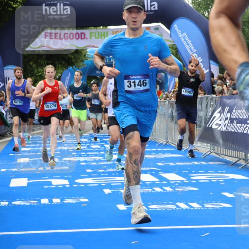 29.06.2025 - hella hamburg halbmarathon Strokosch-Dieckow http://msf.ph/oto/8499537 29.06.2025 10:43:20 Ziel 2653, 3109, 3124, 3146, 3928, 5506, 8664, 10099, 10237, 13348, 15921, 16314, 16720, 16997, 17391, 18274, 18942, 18987, 19009, 19051 meine-sportfotos.de