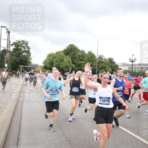 29.06.2025 - hella hamburg halbmarathon Jannik Wohlers http://msf.ph/oto/8499557 29.06.2025 10:56:44 Lombardsbrücke 1207, 2370, 2871, 3195, 3470, 3485, 3723, 3851, 4086, 4106, 4241, 4485, 4568, 4569, 4611, 4998, 5057, 5316, 5639, 6053, 6284, 6832, 6981, 7416, 7417, 7592, 7787, 7964, 8039, 8197, 8224, 8546, 8679, 8851, 9110, 9298, 9299, 9329, 9513, 9570, 9670, 10016, 10142, 10450, 10505, 11050, 11179, 11323, 11954, 12226, 12476, 12477, 12484, 12535, 12698, 12828, 12829, 12832, 12984, 13194, 13224, 13276, 13490, 13513, 13731, 13878, 13986, 14146, 14148, 14414, 15499 meine-sportfotos.de