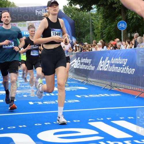 29.06.2025 - hella hamburg halbmarathon Strokosch-Dieckow http://msf.ph/oto/8499802 29.06.2025 10:53:31 Ziel 1030, 1061, 1098, 1499, 1502, 1783, 2070, 2630, 3399, 3819, 5866, 6198, 6628, 6629, 6762, 10549, 11068, 12632, 12909, 13865, 13912, 13997, 15061, 15113, 15497, 15856, 17710, 18450, 18612, 18666, 18715 meine-sportfotos.de
