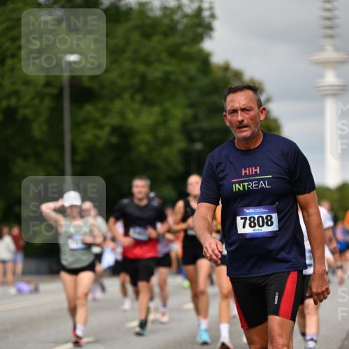 29.06.2025 - hella hamburg halbmarathon Dr. Thomas Lammeyer http://msf.ph/oto/8500045 29.06.2025 10:24:27 Kennedybrücke 1046, 1069, 1110, 1115, 1154, 1471, 1474, 1534, 2064, 2357, 3278, 3678, 3733, 4422, 4539, 4585, 4614, 4737, 4739, 5659, 5831, 5937, 7101, 7519, 7739, 7744, 7808, 8387, 8462, 8588, 8738, 9136, 9196, 9735, 10041, 10414, 10550, 10595, 10622, 11028, 11434 meine-sportfotos.de