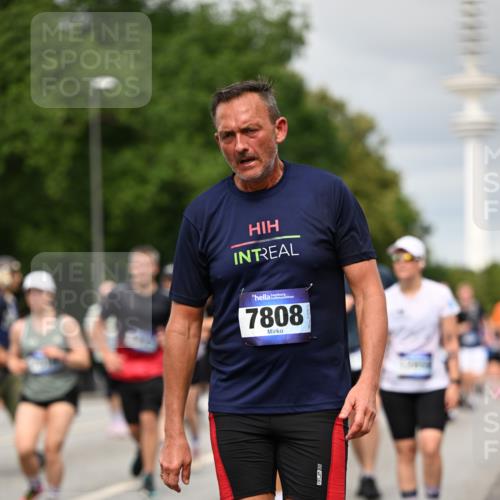 29.06.2025 - hella hamburg halbmarathon Dr. Thomas Lammeyer http://msf.ph/oto/8500084 29.06.2025 10:24:27 Kennedybrücke 1046, 1069, 1110, 1115, 1154, 1471, 1474, 1534, 2064, 2357, 3278, 3678, 3733, 4422, 4539, 4585, 4614, 4737, 4739, 5659, 5831, 5937, 7101, 7519, 7739, 7744, 7808, 8387, 8462, 8588, 8738, 9136, 9196, 9735, 10041, 10414, 10550, 10595, 10622, 11028, 11434 meine-sportfotos.de