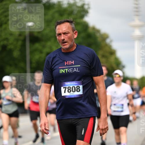 29.06.2025 - hella hamburg halbmarathon Dr. Thomas Lammeyer http://msf.ph/oto/8500087 29.06.2025 10:24:27 Kennedybrücke 1046, 1069, 1110, 1115, 1154, 1471, 1474, 1534, 2064, 2357, 3278, 3678, 3733, 4422, 4539, 4585, 4614, 4737, 4739, 5659, 5831, 5937, 7101, 7519, 7739, 7744, 7808, 8387, 8462, 8588, 8738, 9136, 9196, 9735, 10041, 10414, 10550, 10595, 10622, 11028, 11434 meine-sportfotos.de