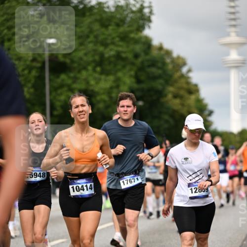 29.06.2025 - hella hamburg halbmarathon Dr. Thomas Lammeyer http://msf.ph/oto/8500142 29.06.2025 10:24:29 Kennedybrücke 1046, 1069, 1110, 1115, 1154, 1471, 1474, 1534, 2064, 2357, 3278, 3733, 4422, 4585, 4737, 4739, 5659, 5831, 5937, 7101, 7131, 7519, 7739, 7744, 7808, 8025, 8387, 8462, 8588, 8738, 9136, 9196, 9735, 9873, 10041, 10414, 10550, 10595, 10647, 10754, 11434 meine-sportfotos.de