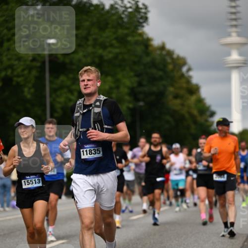 29.06.2025 - hella hamburg halbmarathon Dr. Thomas Lammeyer http://msf.ph/oto/8500448 29.06.2025 10:24:37 Kennedybrücke 1046, 1069, 1154, 1471, 1474, 1534, 2053, 2064, 2834, 3733, 3842, 4422, 4585, 4869, 5659, 5831, 5937, 6951, 7101, 7131, 7519, 7739, 7808, 8025, 8387, 8462, 8588, 8738, 9136, 9196, 9735, 9873, 10039, 10041, 10414, 10550, 10595, 10613, 10647, 10754, 11100, 11434 meine-sportfotos.de