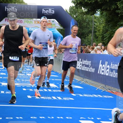 29.06.2025 - hella hamburg halbmarathon Strokosch-Dieckow http://msf.ph/oto/8500707 29.06.2025 10:53:14 Ziel 1683, 2074, 2111, 2354, 4065, 7312, 7383, 8273, 8361, 9142, 11844, 12490, 12875, 15179, 15681, 15838, 16929, 16986, 18134, 18901 meine-sportfotos.de