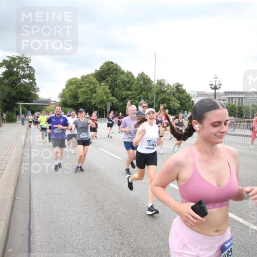 29.06.2025 - hella hamburg halbmarathon Jannik Wohlers http://msf.ph/oto/8500809 29.06.2025 10:57:27 Lombardsbrücke 1123, 1242, 1248, 1265, 2015, 2451, 2567, 2900, 3191, 3644, 3936, 3954, 4059, 4429, 4521, 4830, 6316, 6337, 6916, 7172, 7193, 7556, 8159, 8474, 8713, 8773, 9059, 9394, 9398, 9436, 9607, 9613, 9840, 10070, 10352, 10380, 10461, 10513, 10551, 10560, 10578, 10629, 10630, 10737, 10912, 11013, 11026, 11193, 11263, 11266, 11267, 11353, 11377, 13176, 13352, 13364, 13804, 13882, 14290, 14453, 14507, 15510, 15552, 15800, 15956, 16082 meine-sportfotos.de