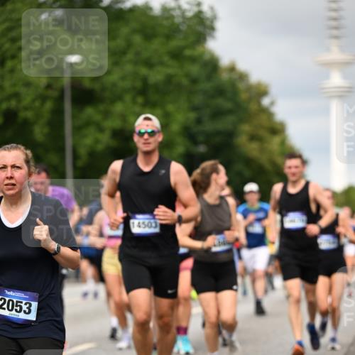 29.06.2025 - hella hamburg halbmarathon Dr. Thomas Lammeyer http://msf.ph/oto/8500992 29.06.2025 10:24:52 Kennedybrücke 1011, 1154, 1471, 2053, 2064, 2101, 2834, 2923, 3781, 3842, 4154, 4166, 4288, 4754, 4869, 5181, 5811, 5812, 6608, 6844, 6951, 7131, 8025, 8113, 8146, 8724, 8738, 8940, 9005, 9011, 9236, 9873, 9981, 10039, 10041, 10350, 10585, 10613, 10647, 10754, 11100, 11145 meine-sportfotos.de