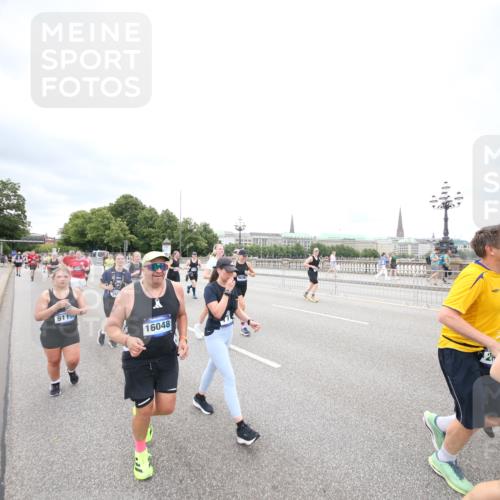29.06.2025 - hella hamburg halbmarathon Jannik Wohlers http://msf.ph/oto/8501460 29.06.2025 10:57:58 Lombardsbrücke 1001, 1845, 2043, 2273, 2275, 3540, 3868, 4117, 5104, 5159, 5655, 5782, 5988, 6825, 7262, 7617, 7664, 7783, 8076, 8441, 8888, 9123, 9239, 9636, 10462, 10473, 10498, 10937, 11708, 12023, 12024, 12310, 12433, 12968, 13218, 13226, 13355, 13356, 13469, 13547, 14584, 14935, 15926, 16048, 16329, 16408, 16561, 16878, 17227, 17228, 18822, 19183 meine-sportfotos.de