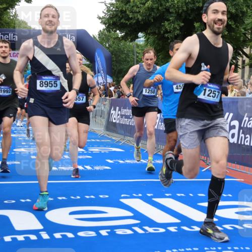 29.06.2025 - hella hamburg halbmarathon Strokosch-Dieckow http://msf.ph/oto/8501578 29.06.2025 10:52:52 Ziel 1257, 1258, 1657, 2099, 2444, 2814, 2910, 4557, 4558, 4770, 5077, 5169, 5194, 5907, 7509, 8139, 8172, 8720, 8955, 9065, 9163, 10724, 10811, 11217, 11992, 12367, 12519, 14198, 14286, 14791, 14805, 15430, 17198, 18590, 18720, 19244 meine-sportfotos.de