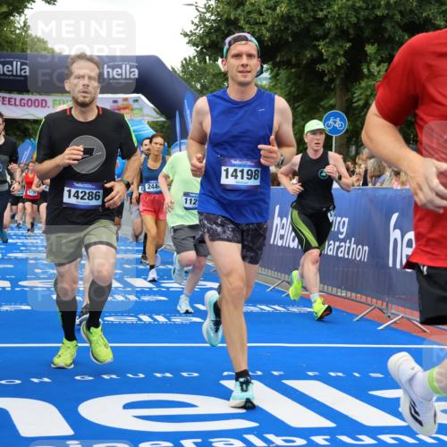 29.06.2025 - hella hamburg halbmarathon Strokosch-Dieckow http://msf.ph/oto/8501667 29.06.2025 10:52:49 Ziel 1257, 1258, 1657, 2099, 2287, 2444, 2814, 2910, 3999, 4557, 4558, 4770, 5077, 5169, 5194, 5907, 8139, 8172, 8720, 8955, 9065, 9163, 10724, 10811, 11217, 11992, 12482, 14198, 14286, 14805, 16467, 17198, 18331, 19244 meine-sportfotos.de
