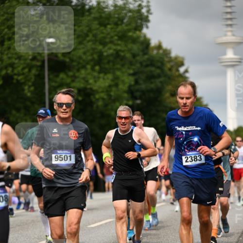 29.06.2025 - hella hamburg halbmarathon Dr. Thomas Lammeyer http://msf.ph/oto/8501866 29.06.2025 10:25:18 Kennedybrücke 1028, 1266, 1658, 2325, 2383, 2923, 2956, 2986, 3161, 3247, 3434, 3781, 3813, 4082, 4350, 5041, 5373, 5625, 5767, 6275, 6308, 7018, 7553, 7608, 8724, 8726, 8844, 9100, 9108, 9501, 10050, 10350, 10585, 10602, 11145 meine-sportfotos.de