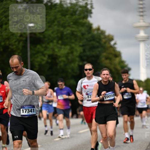 29.06.2025 - hella hamburg halbmarathon Dr. Thomas Lammeyer http://msf.ph/oto/8502092 29.06.2025 10:25:25 Kennedybrücke 1028, 1266, 1658, 2325, 2383, 2635, 2956, 2986, 3247, 3434, 3813, 4082, 4350, 4786, 5041, 5373, 5395, 5625, 5767, 6275, 6308, 7018, 7553, 7608, 7781, 8095, 8726, 8844, 9100, 9108, 9501, 9624, 10050, 10602, 10874 meine-sportfotos.de