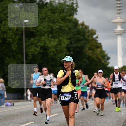 29.06.2025 - hella hamburg halbmarathon Dr. Thomas Lammeyer http://msf.ph/oto/8502415 29.06.2025 10:25:36 Kennedybrücke 1028, 1401, 1658, 2271, 2635, 2956, 3122, 3817, 4697, 4786, 5041, 5061, 5122, 5373, 5395, 5493, 5767, 5957, 6086, 7018, 7228, 7522, 7553, 7781, 8095, 8286, 8726, 8844, 9100, 9108, 9369, 9499, 9624, 10050, 10374, 10874 meine-sportfotos.de