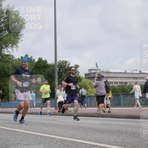 29.06.2025 - hella hamburg halbmarathon Luisa Fischer http://msf.ph/oto/8502522 29.06.2025 10:11:15 Kennedybrücke 13458, 5347, 6100, 4864, 5347, 6100, 9071 meine-sportfotos.de