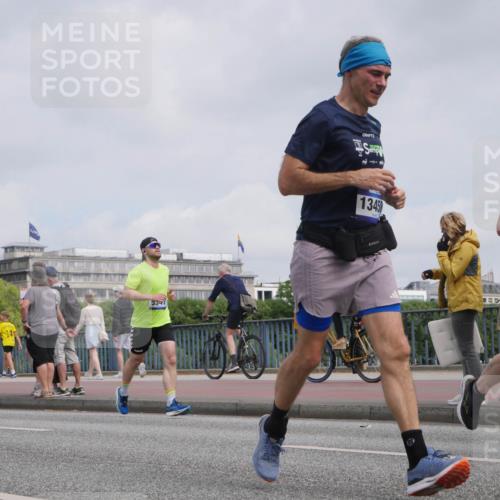 29.06.2025 - hella hamburg halbmarathon Luisa Fischer http://msf.ph/oto/8502545 29.06.2025 10:11:17 Kennedybrücke 14, 5347, 1345, 6100, 2309, 4864, 5347, 6100, 9071 meine-sportfotos.de