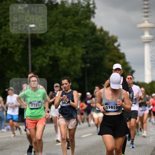 29.06.2025 - hella hamburg halbmarathon Dr. Thomas Lammeyer http://msf.ph/oto/8502546 29.06.2025 10:25:40 Kennedybrücke 1028, 1401, 2271, 2315, 2353, 2635, 2956, 3122, 3770, 3817, 4697, 4786, 5061, 5122, 5373, 5395, 5493, 5957, 6086, 7075, 7228, 7522, 7553, 7781, 8095, 8286, 9108, 9369, 9499, 9532, 9624, 10050, 10125, 10374, 10874, 11117 meine-sportfotos.de
