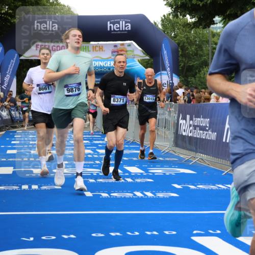 29.06.2025 - hella hamburg halbmarathon Strokosch-Dieckow http://msf.ph/oto/8502592 29.06.2025 10:52:24 Ziel 3715, 4140, 4587, 6164, 7178, 7232, 7896, 8371, 8661, 9145, 9876, 11791, 13015, 13211, 13707, 14561, 15144, 15446, 15980, 17773, 17997 meine-sportfotos.de