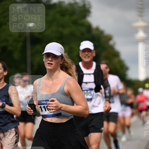 29.06.2025 - hella hamburg halbmarathon Dr. Thomas Lammeyer http://msf.ph/oto/8502635 29.06.2025 10:25:42 Kennedybrücke 1401, 2271, 2315, 2353, 2635, 2956, 3122, 3770, 3817, 4697, 4786, 5061, 5122, 5373, 5395, 5493, 5759, 5957, 6086, 7075, 7228, 7522, 7553, 7781, 8095, 8286, 9108, 9369, 9499, 9532, 9624, 10019, 10125, 10374, 10874, 11117 meine-sportfotos.de