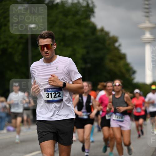 29.06.2025 - hella hamburg halbmarathon Dr. Thomas Lammeyer http://msf.ph/oto/8502713 29.06.2025 10:25:44 Kennedybrücke 1072, 1191, 1250, 1401, 2271, 2315, 2353, 2635, 2815, 3122, 3606, 3770, 3817, 4697, 4786, 5061, 5122, 5373, 5395, 5493, 5759, 5957, 6086, 7075, 7228, 7522, 7553, 7781, 8095, 8286, 9369, 9499, 9532, 9624, 10019, 10125, 10374, 10874, 11117, 11425 meine-sportfotos.de