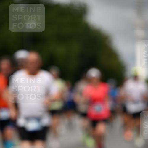 29.06.2025 - hella hamburg halbmarathon Dr. Thomas Lammeyer http://msf.ph/oto/8502877 29.06.2025 10:25:49 Kennedybrücke 1072, 1191, 1250, 1401, 1958, 2271, 2315, 2353, 2529, 2635, 2815, 2841, 3122, 3606, 3770, 3817, 3826, 4046, 4697, 4786, 5061, 5122, 5395, 5412, 5493, 5641, 5759, 5957, 6086, 6103, 7075, 7228, 7522, 7672, 7781, 8095, 8286, 8959, 9326, 9369, 9483, 9499, 9532, 9624, 10019, 10125, 10374, 10787, 10874, 11117, 11425 meine-sportfotos.de