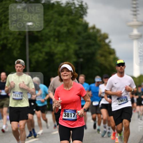 29.06.2025 - hella hamburg halbmarathon Dr. Thomas Lammeyer http://msf.ph/oto/8502928 29.06.2025 10:25:50 Kennedybrücke 1072, 1158, 1191, 1250, 1401, 1958, 2271, 2315, 2353, 2529, 2635, 2815, 2841, 3122, 3606, 3770, 3817, 3826, 4046, 4697, 4786, 5061, 5122, 5395, 5412, 5493, 5641, 5759, 5957, 6086, 6103, 7075, 7228, 7522, 7672, 7781, 8095, 8286, 8896, 8959, 9326, 9369, 9483, 9499, 9532, 9624, 9635, 10019, 10125, 10374, 10787, 10874, 11117, 11425 meine-sportfotos.de
