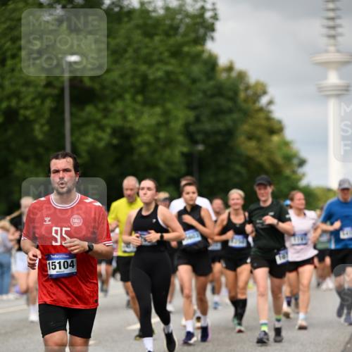 29.06.2025 - hella hamburg halbmarathon Dr. Thomas Lammeyer http://msf.ph/oto/8503112 29.06.2025 10:25:56 Kennedybrücke 1072, 1158, 1191, 1250, 1401, 1668, 1958, 2271, 2315, 2353, 2529, 2815, 2841, 3122, 3606, 3770, 3817, 3825, 3826, 4046, 4289, 4697, 5061, 5122, 5412, 5493, 5641, 5759, 5957, 6086, 6103, 7075, 7228, 7375, 7522, 7612, 7672, 8286, 8860, 8896, 8959, 9002, 9062, 9326, 9369, 9483, 9499, 9532, 9635, 10019, 10125, 10374, 10787, 10921, 11117, 11425 meine-sportfotos.de