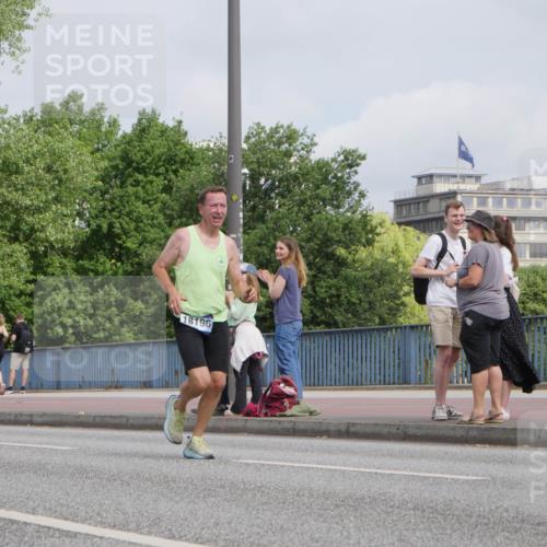 29.06.2025 - hella hamburg halbmarathon Luisa Fischer http://msf.ph/oto/8503114 29.06.2025 10:12:37 Kennedybrücke 18196, 7187, 7636, 9434, 9781, 10036 meine-sportfotos.de