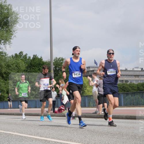 29.06.2025 - hella hamburg halbmarathon Luisa Fischer http://msf.ph/oto/8503200 29.06.2025 10:12:46 Kennedybrücke 3921, 9366, 1003, 9434, 10943, 1838, 3921, 5511, 7333, 7636, 8219, 9366, 9434, 9674, 10036 meine-sportfotos.de