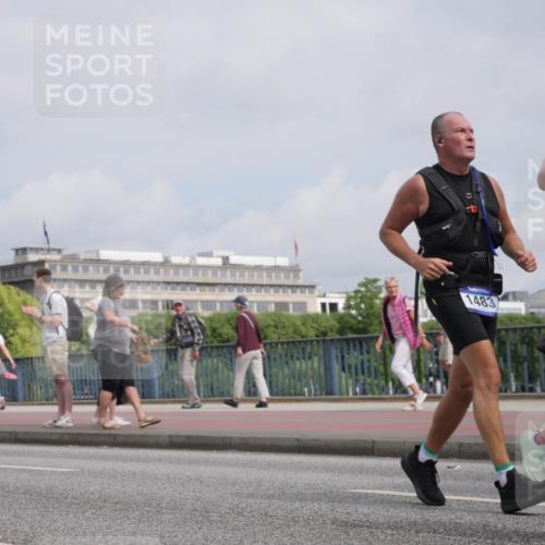 29.06.2025 - hella hamburg halbmarathon Luisa Fischer http://msf.ph/oto/8503341 29.06.2025 10:13:08 Kennedybrücke 9681, 1483, 1483, 1513, 4389, 7250, 7685, 8090, 9681, 9816, 9988 meine-sportfotos.de