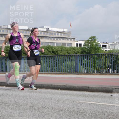 29.06.2025 - hella hamburg halbmarathon Luisa Fischer http://msf.ph/oto/8503846 29.06.2025 10:14:25 Kennedybrücke 5990, 5991, 1166, 1992, 4227, 5254, 5990, 5991, 7571, 9169, 9191, 10428 meine-sportfotos.de