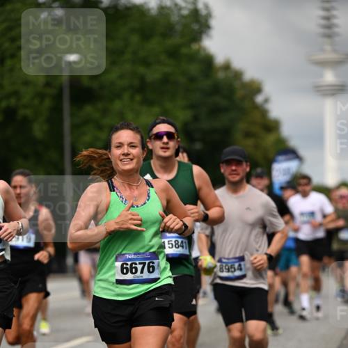 29.06.2025 - hella hamburg halbmarathon Dr. Thomas Lammeyer http://msf.ph/oto/8504008 29.06.2025 10:26:23 Kennedybrücke 1269, 1294, 1419, 1598, 1963, 2009, 2063, 2172, 2919, 3108, 3172, 3458, 3735, 3768, 3910, 3946, 4113, 4114, 4289, 4375, 4376, 4556, 4829, 5079, 6030, 6303, 6676, 6805, 6849, 6977, 7097, 7162, 7375, 7612, 7794, 8431, 8884, 8954, 9062, 9204, 9327, 9516, 9788, 9807, 10167, 10241, 10663, 10710, 10902, 10961, 11046 meine-sportfotos.de