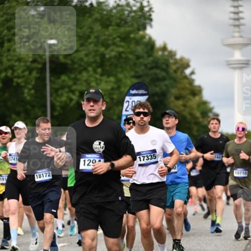 29.06.2025 - hella hamburg halbmarathon Dr. Thomas Lammeyer http://msf.ph/oto/8504128 29.06.2025 10:26:26 Kennedybrücke 1269, 1294, 1419, 1598, 1963, 2009, 2063, 2172, 2351, 2919, 3108, 3172, 3458, 3735, 3768, 3910, 3946, 4113, 4114, 4375, 4376, 4556, 4829, 5079, 6030, 6303, 6307, 6676, 6805, 6849, 6977, 7097, 7162, 7375, 7794, 8431, 8511, 8884, 8954, 9204, 9327, 9516, 9788, 9807, 10167, 10241, 10663, 10710, 10902, 10961, 11046 meine-sportfotos.de