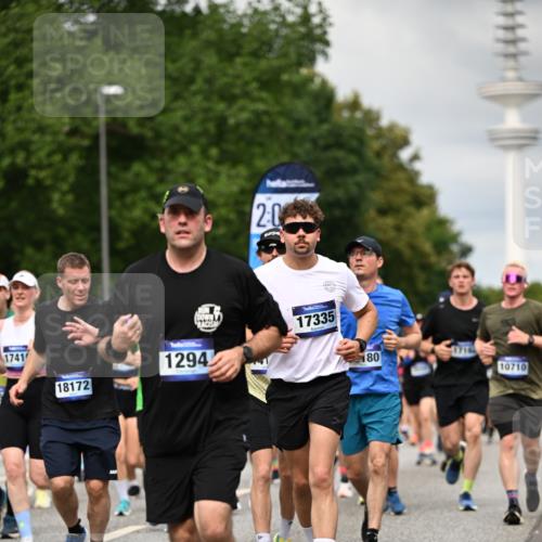 29.06.2025 - hella hamburg halbmarathon Dr. Thomas Lammeyer http://msf.ph/oto/8504132 29.06.2025 10:26:26 Kennedybrücke 1269, 1294, 1419, 1598, 1963, 2009, 2063, 2172, 2351, 2919, 3108, 3172, 3458, 3735, 3768, 3910, 3946, 4113, 4114, 4375, 4376, 4556, 4829, 5079, 6030, 6303, 6307, 6676, 6805, 6849, 6977, 7097, 7162, 7375, 7794, 8431, 8511, 8884, 8954, 9204, 9327, 9516, 9788, 9807, 10167, 10241, 10663, 10710, 10902, 10961, 11046 meine-sportfotos.de