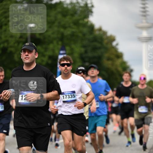 29.06.2025 - hella hamburg halbmarathon Dr. Thomas Lammeyer http://msf.ph/oto/8504151 29.06.2025 10:26:27 Kennedybrücke 1269, 1294, 1419, 1598, 1963, 2009, 2063, 2172, 2351, 2919, 3108, 3172, 3458, 3735, 3768, 3910, 3946, 4113, 4114, 4375, 4376, 4556, 4829, 5079, 6030, 6303, 6307, 6676, 6805, 6849, 6977, 7097, 7162, 7794, 8431, 8511, 8884, 8954, 9204, 9327, 9516, 9788, 9807, 10167, 10241, 10663, 10710, 10902, 10961, 11046 meine-sportfotos.de