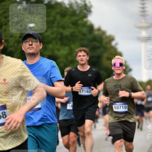 29.06.2025 - hella hamburg halbmarathon Dr. Thomas Lammeyer http://msf.ph/oto/8504248 29.06.2025 10:26:29 Kennedybrücke 1269, 1294, 1419, 1598, 1963, 2063, 2172, 2351, 2919, 3108, 3172, 3458, 3735, 3768, 3910, 3946, 4113, 4114, 4375, 4376, 4556, 4829, 5079, 6030, 6303, 6307, 6676, 6805, 6849, 6899, 6977, 7097, 7162, 7794, 8511, 8884, 8954, 9204, 9516, 9788, 9807, 10167, 10241, 10663, 10710, 10739, 10902, 10961, 11046 meine-sportfotos.de